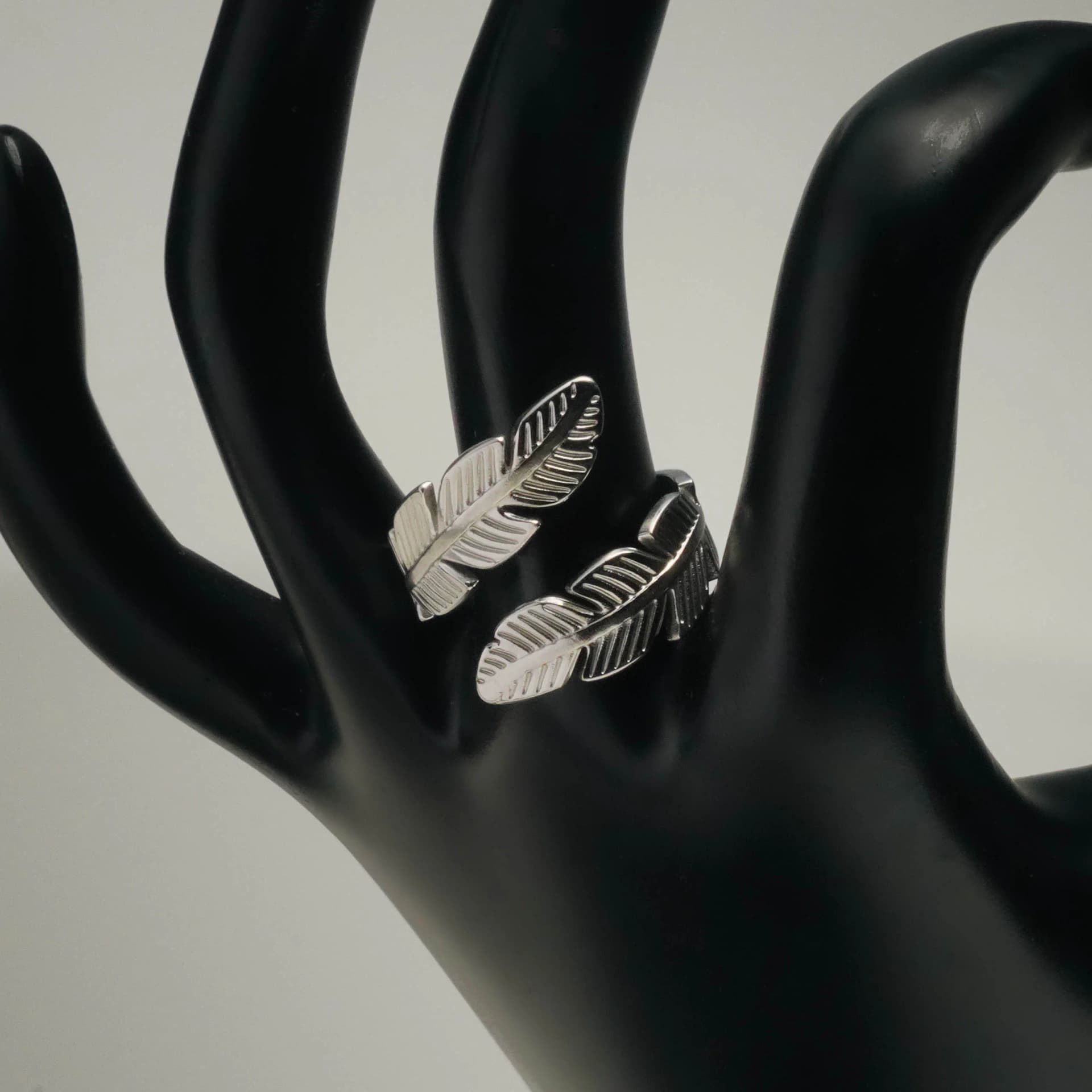 Silver Leaf Finger Ring