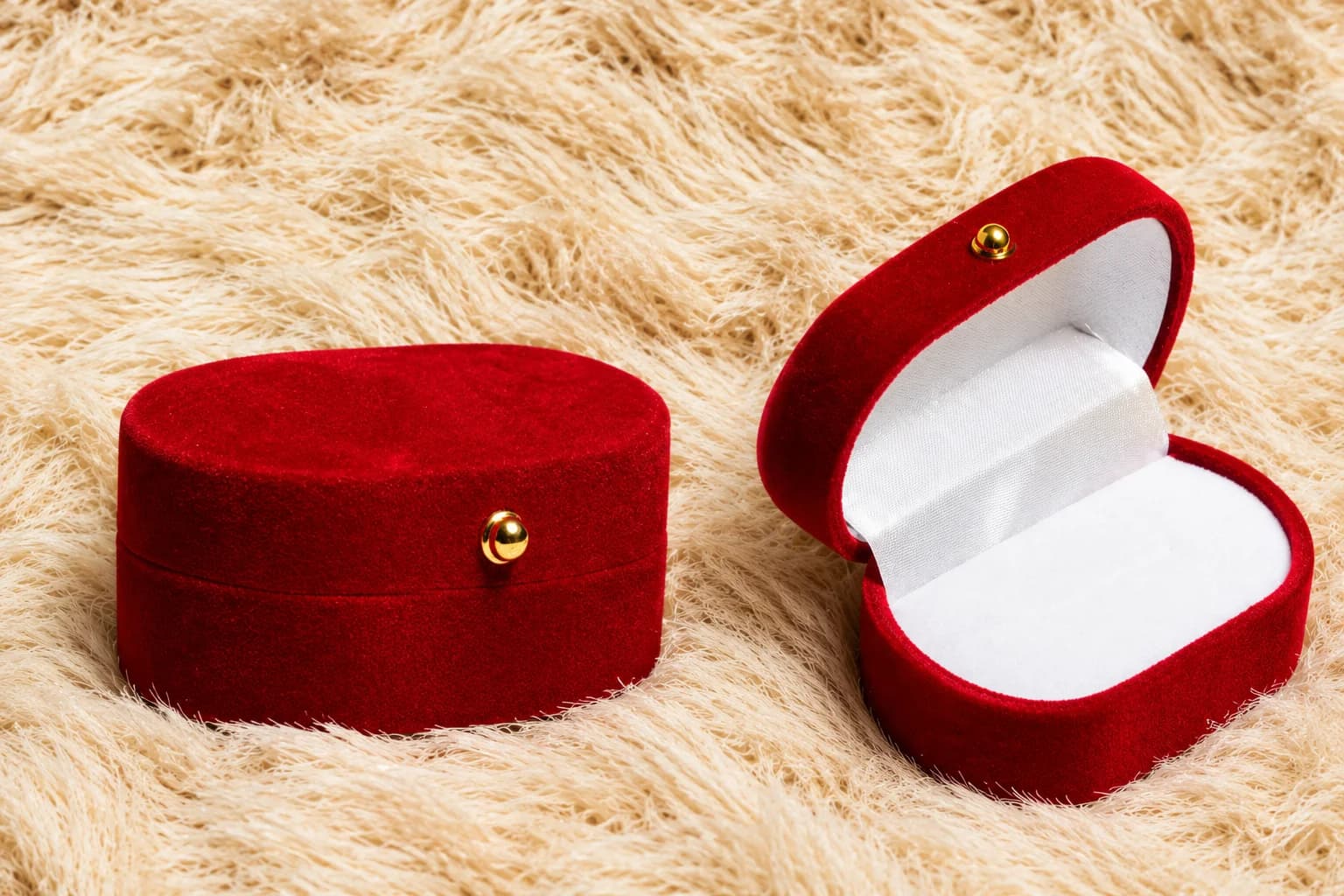 Ring Box Red Color