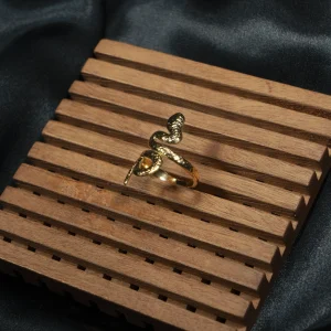 golden snake finger ring